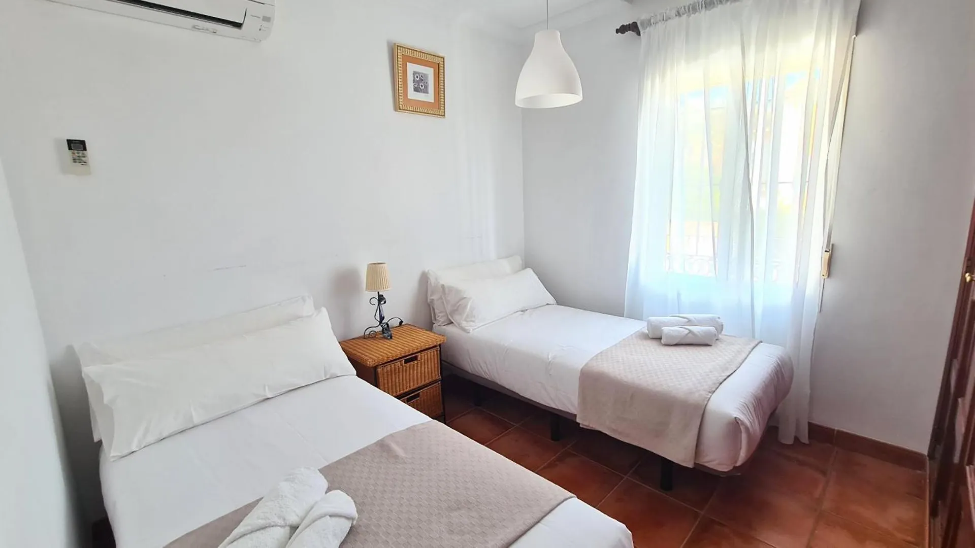 Nerja Villas Tamango Hill Silhouse Spanien